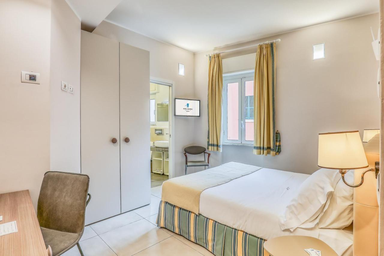 Hotel Albatros Вариготти Экстерьер фото