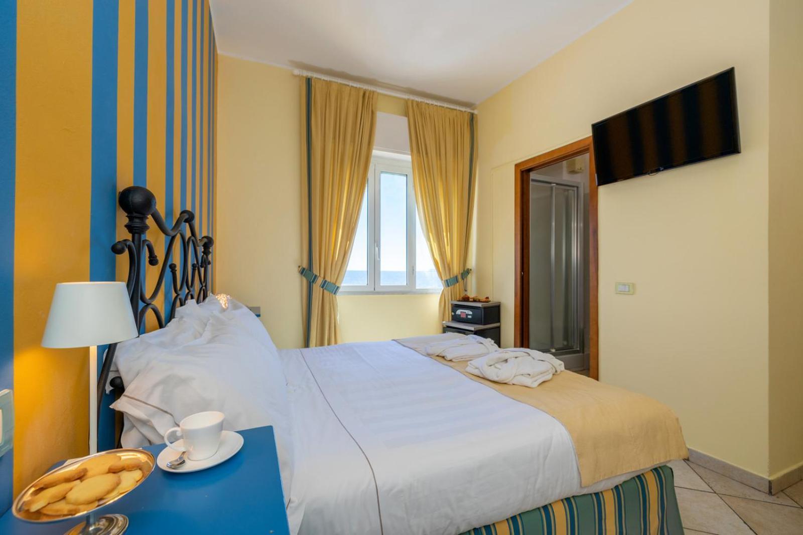 Hotel Albatros Вариготти Экстерьер фото
