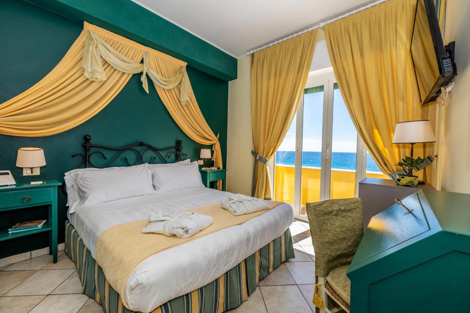 Hotel Albatros Вариготти Экстерьер фото