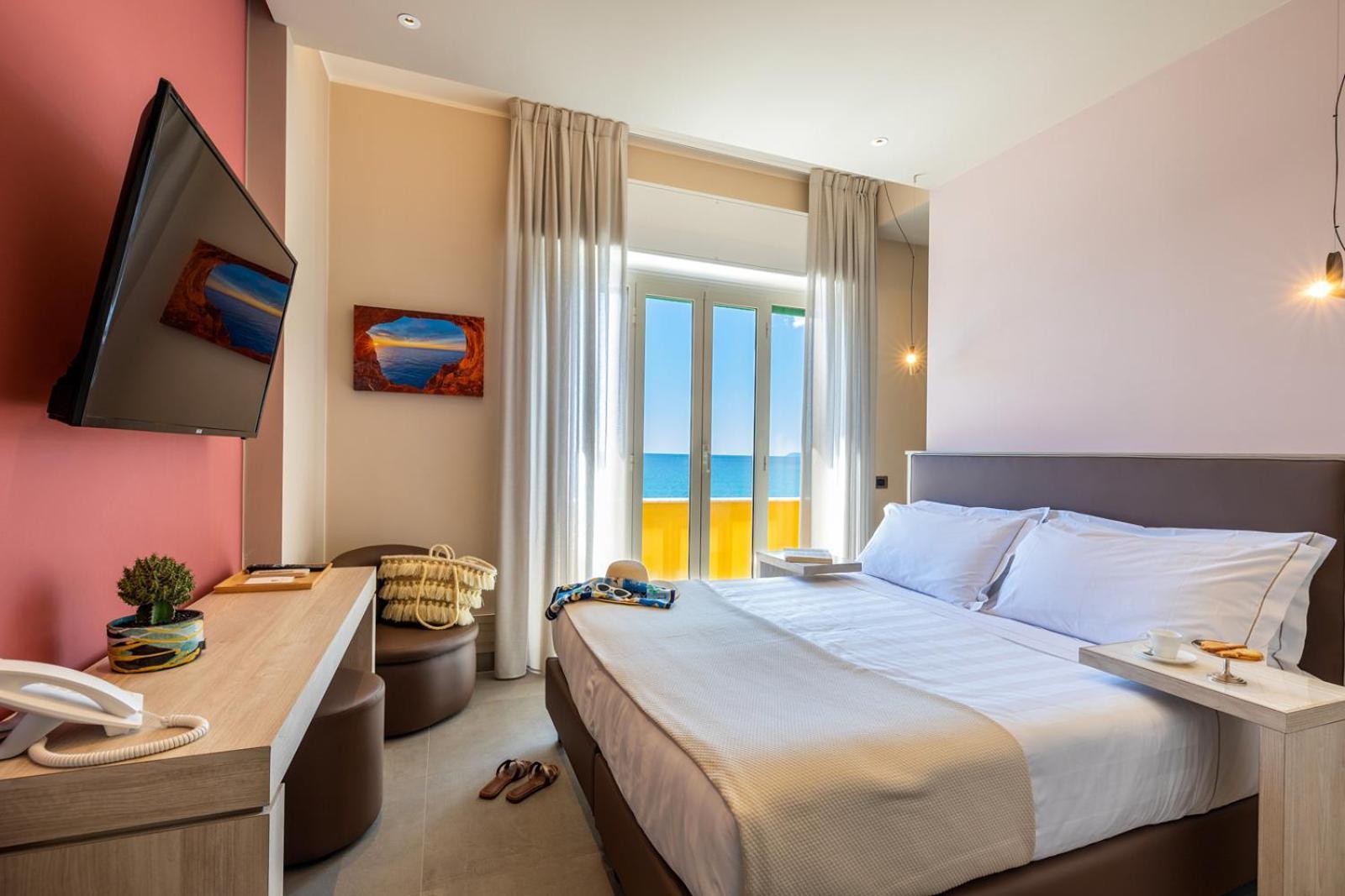 Hotel Albatros Вариготти Экстерьер фото